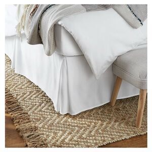 Amazon Basics Lightweight Pleated Bed Skirt, Full, Bright White, Solid White